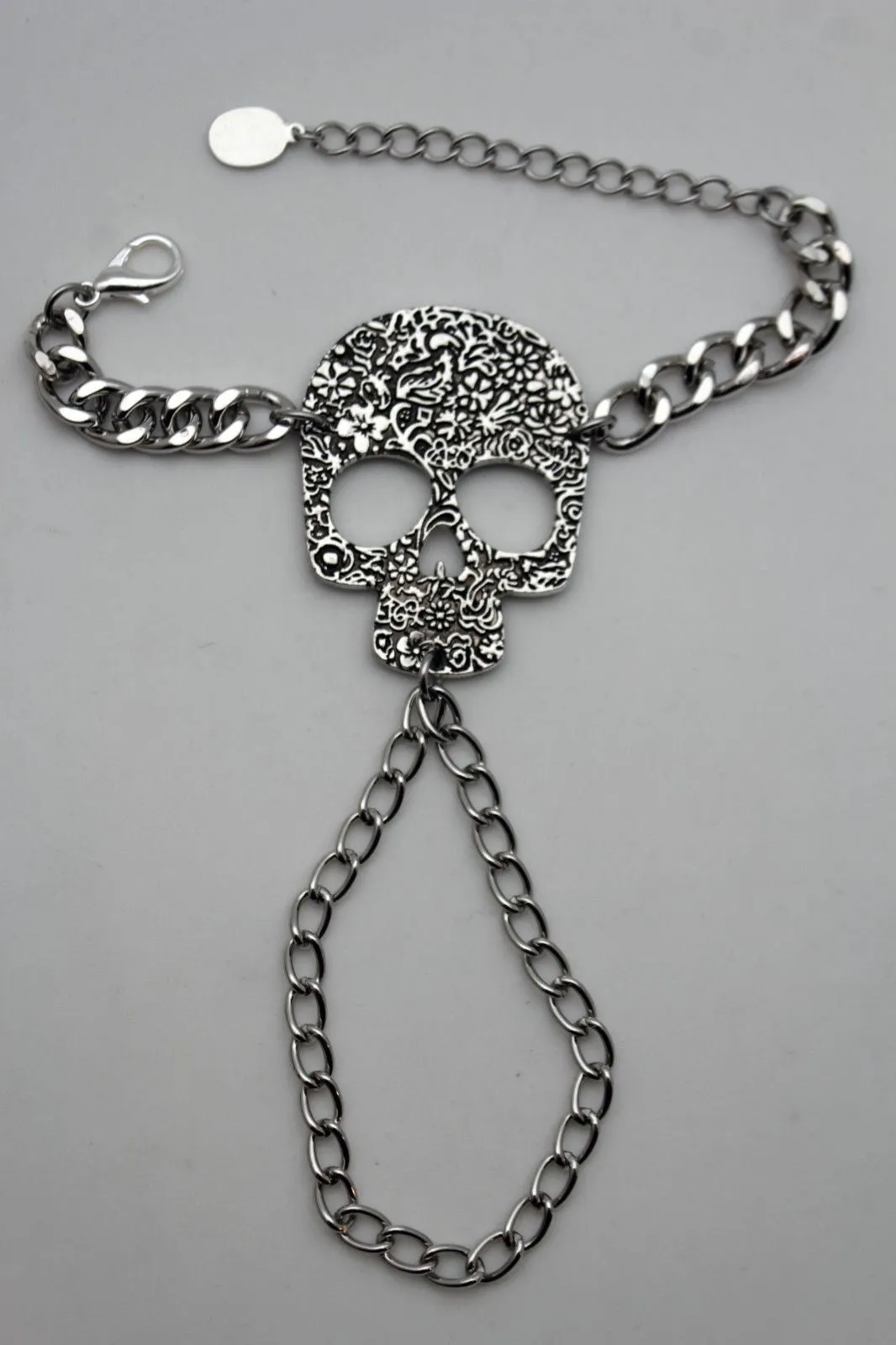 Silver Metal Hand Chain Bracelet Skeleton Skull Charm Halloween