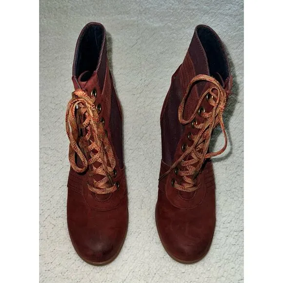 Sorel PDX Lace up Wedge Lexie Wedge Maroon Brown Leather Canvas - size 9.5 - E3