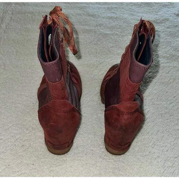 Sorel PDX Lace up Wedge Lexie Wedge Maroon Brown Leather Canvas - size 9.5 - E3