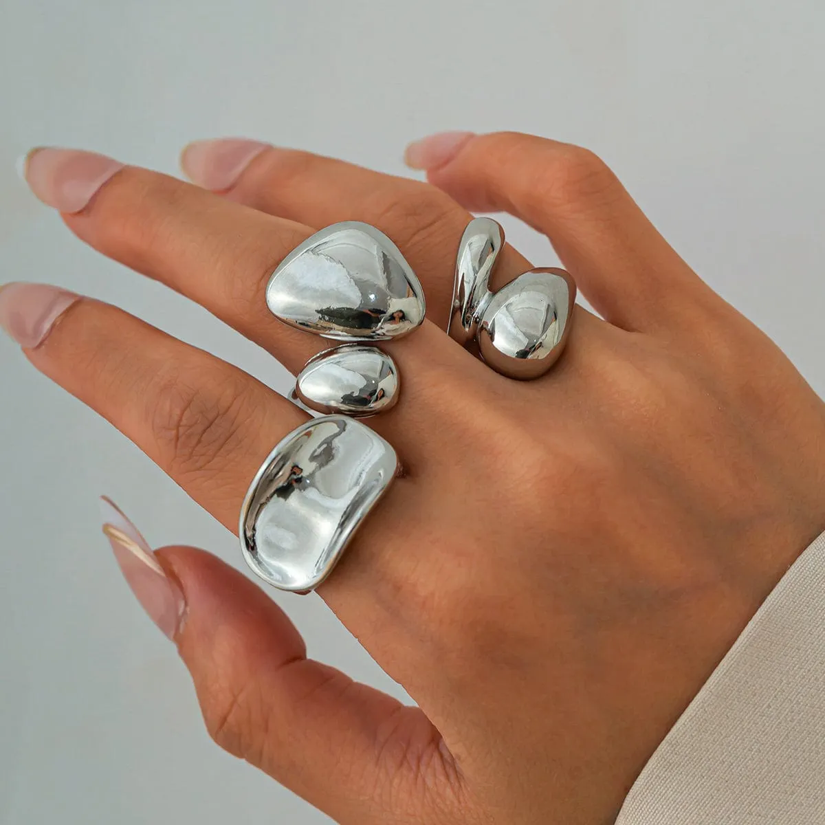 Stylish 3Pcs Chunky Glossy Waterdrop Ring Set