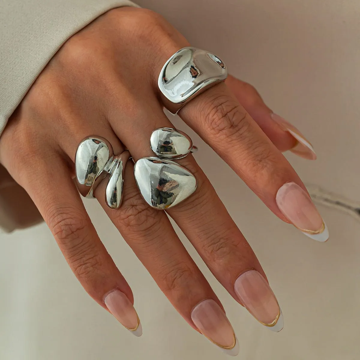 Stylish 3Pcs Chunky Glossy Waterdrop Ring Set