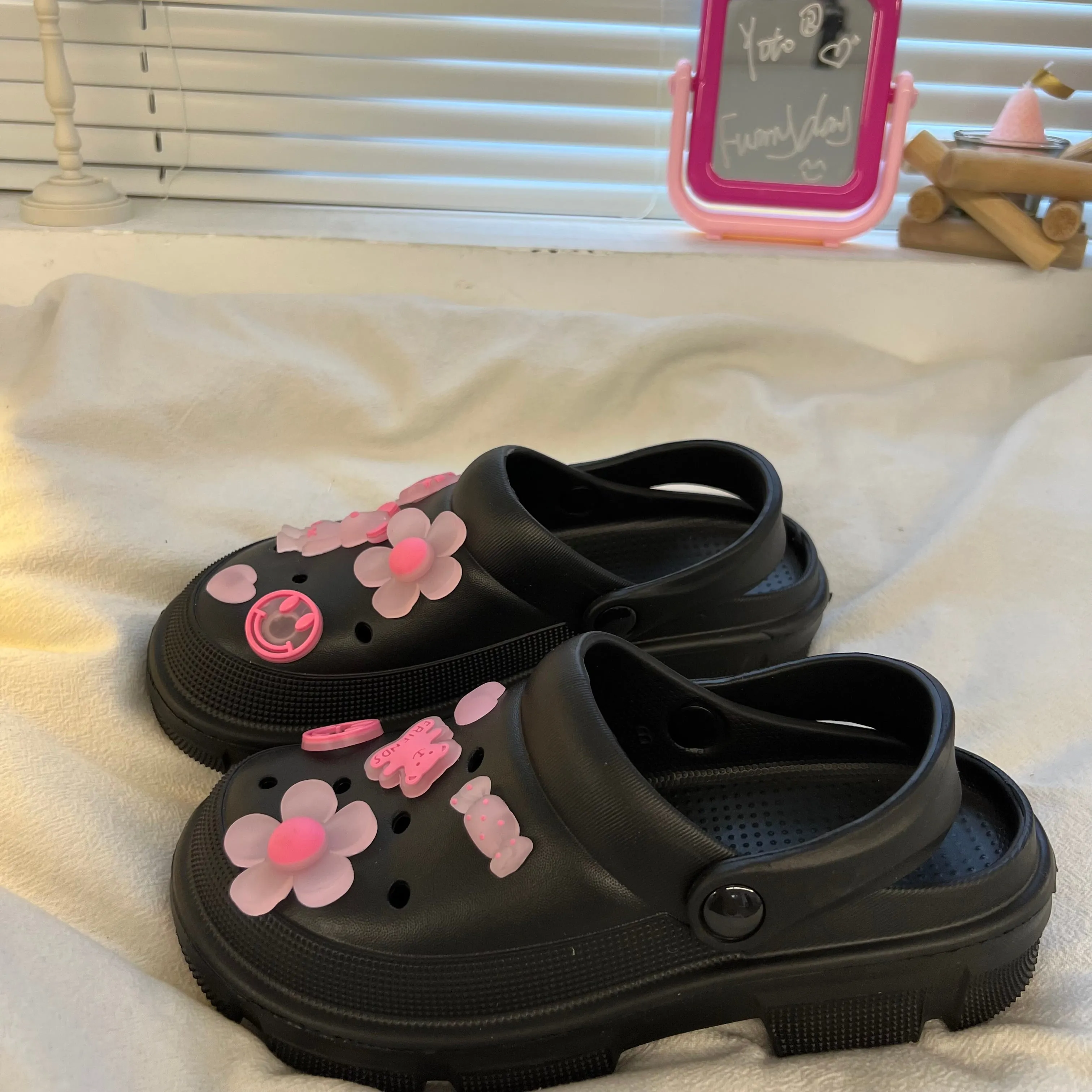 summer sweet sneakers yc24700