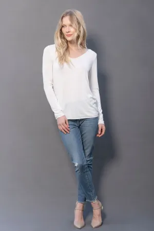 The Eva Long Sleeve Light Knit Sweater