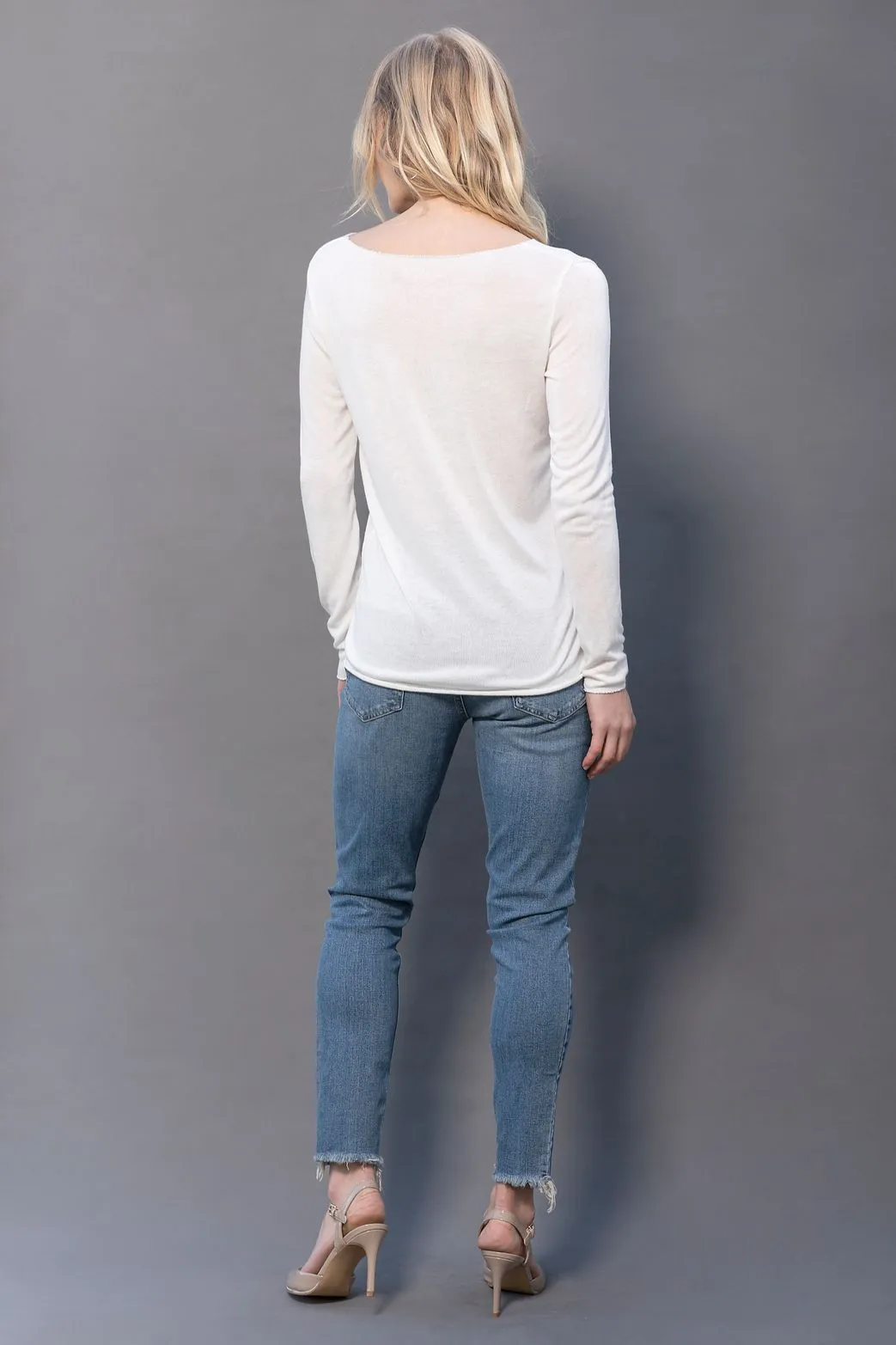 The Eva Long Sleeve Light Knit Sweater