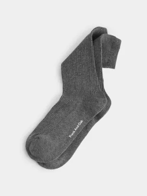 The Ribbed Socks in Grey