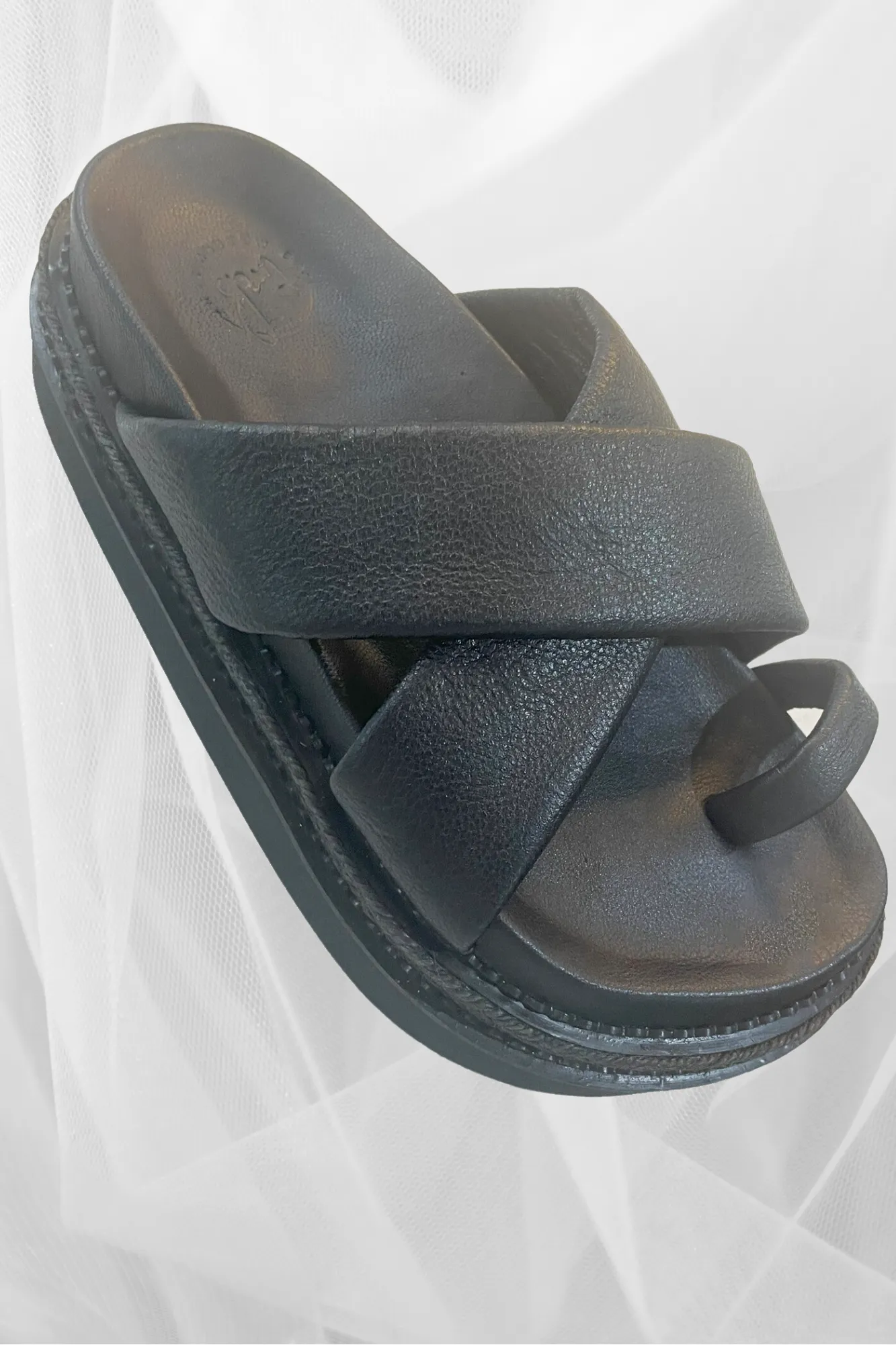 TMB 'Milly' Leather Slides - Black