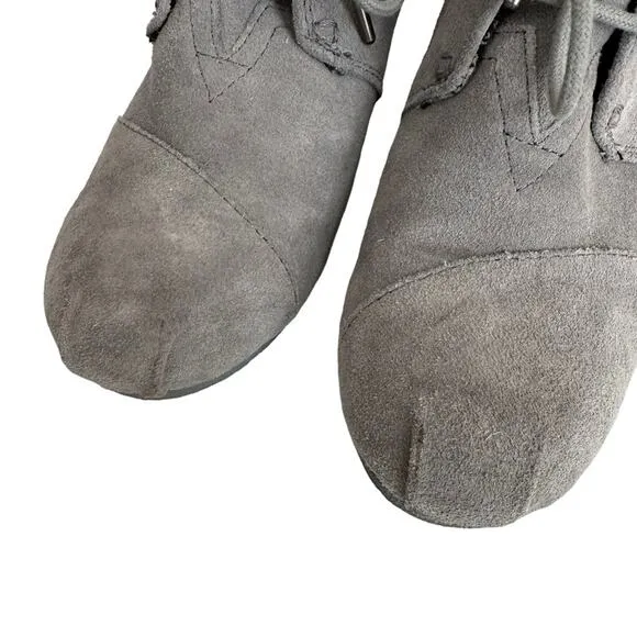 Toms | Size 7.5 Wedge Suede Embroidered Bootie Lace Up Desert Grey Southwestern
