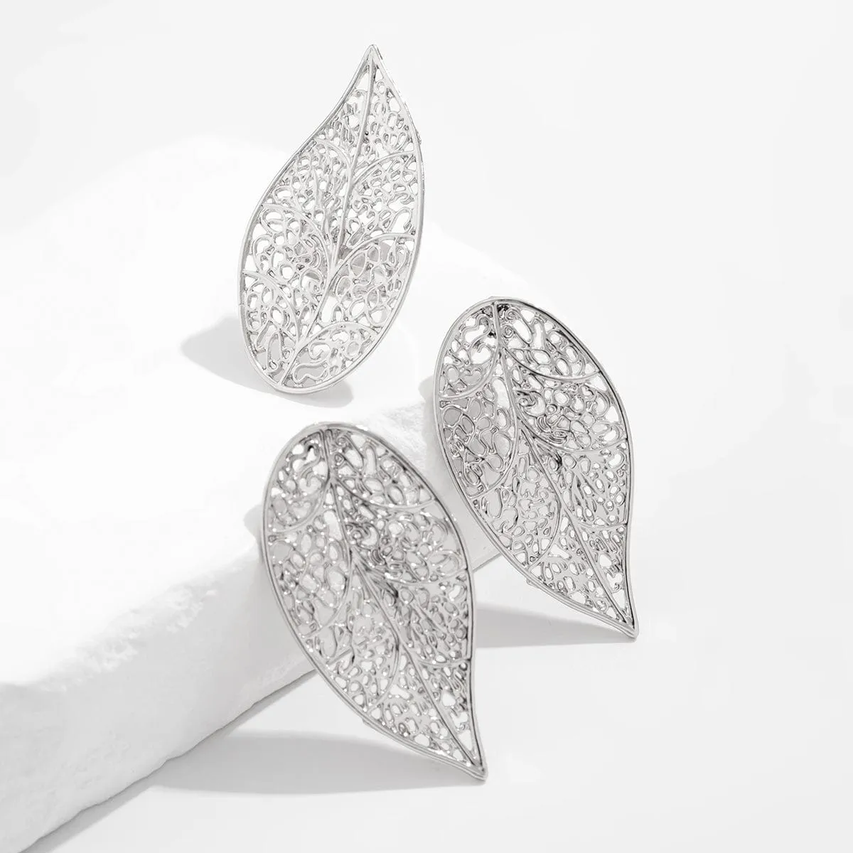 Trendy Chunky Hollow Leaf Earrings Ring Set