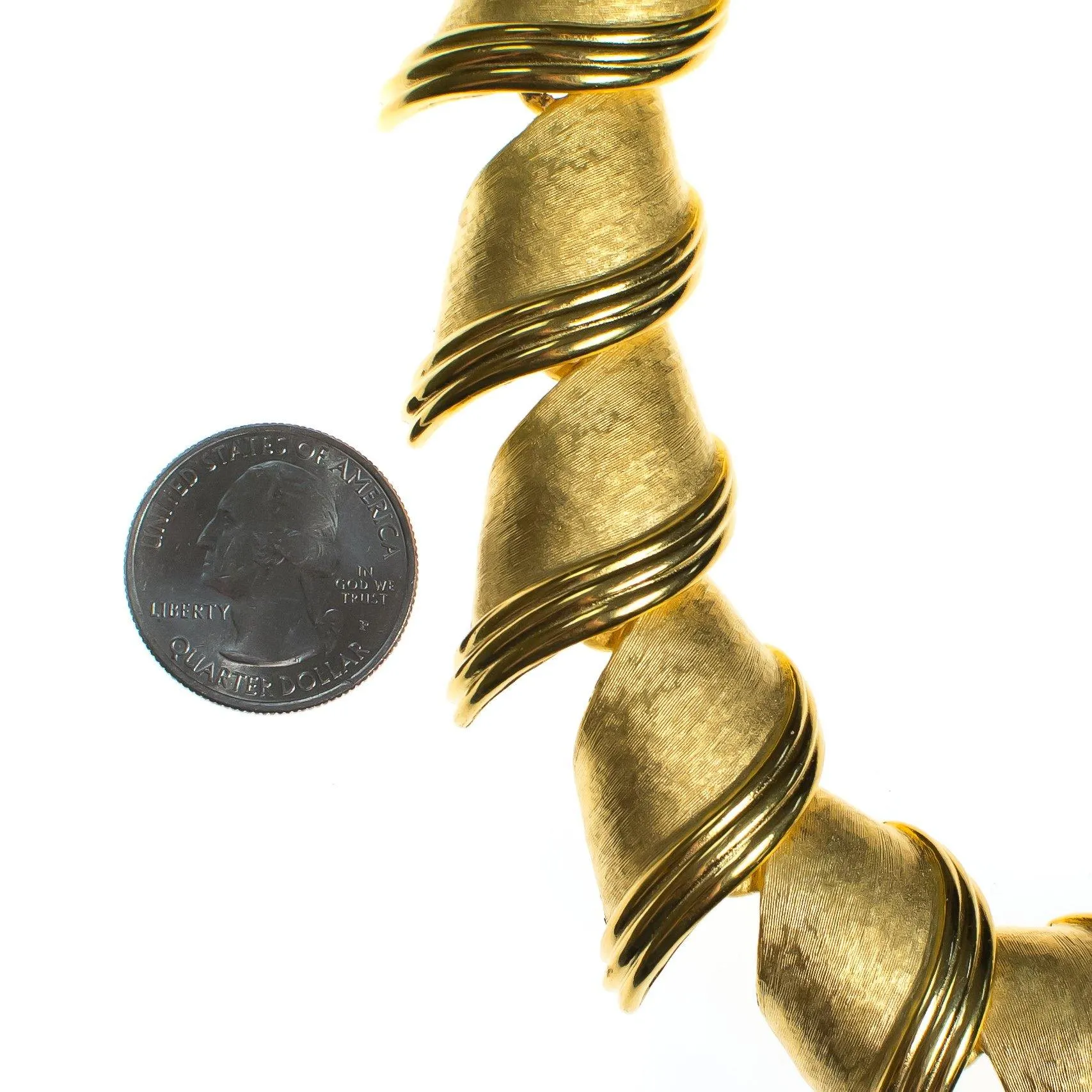 Vintage 1980s Ellen Kiam Heavy Brushed Gold Tone Wide Link Statement Necklace