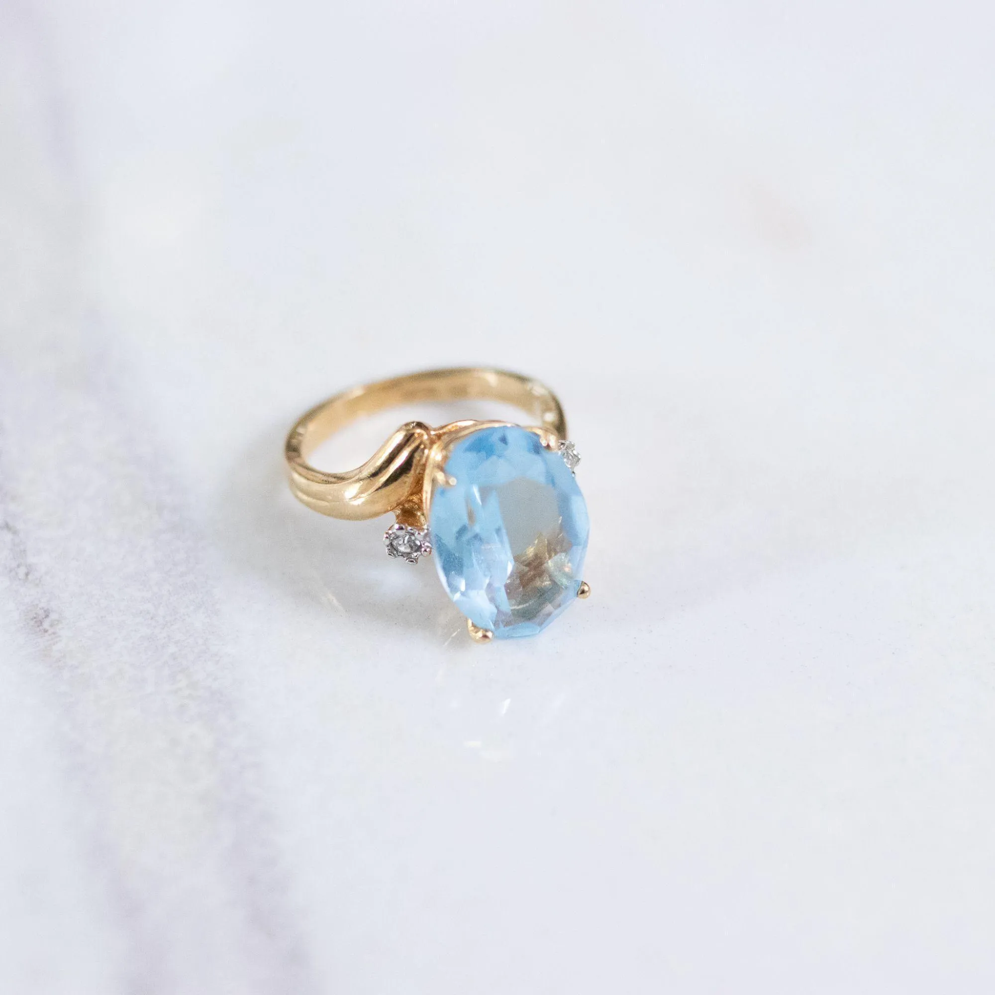 Vintage Blue Crystal Cocktail Statement Ring