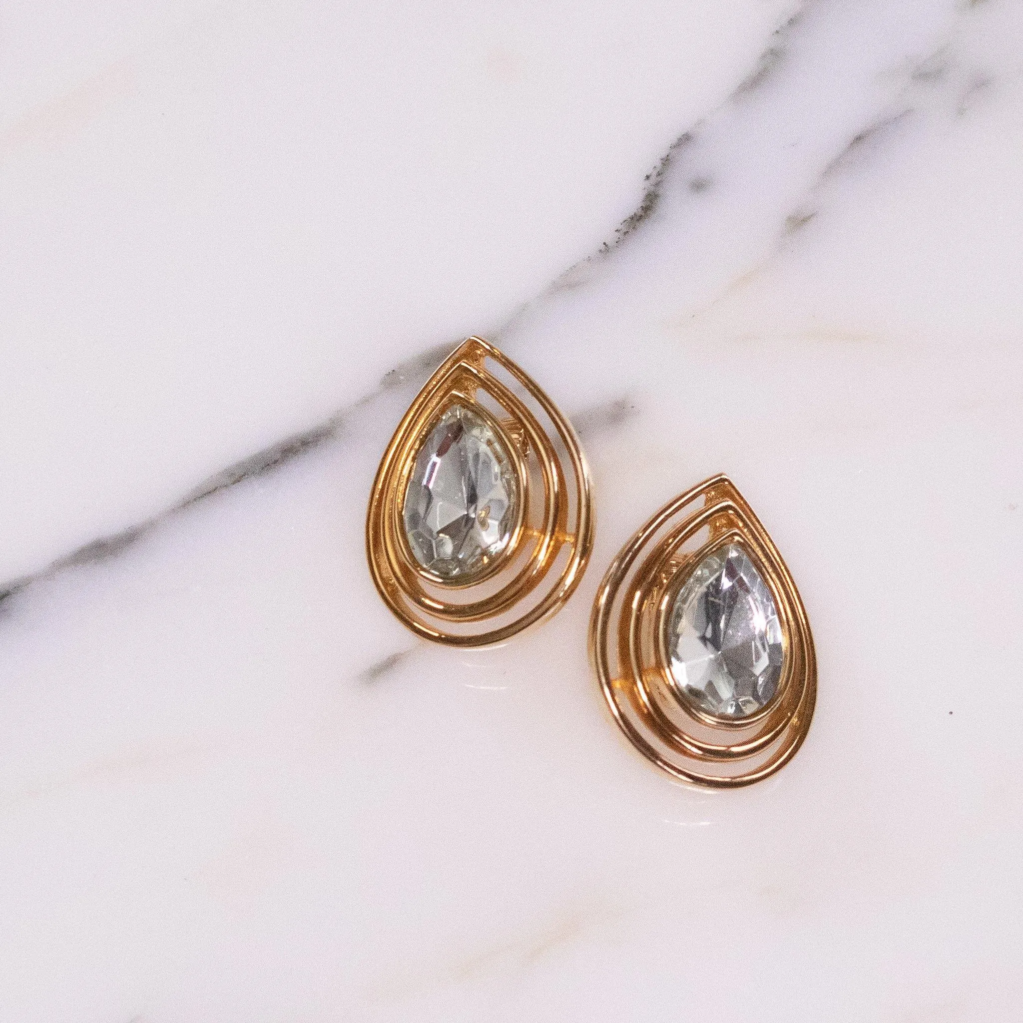 Vintage Crown Trifari Elegant Gold Teardrop Rhinestone Statement Earrings