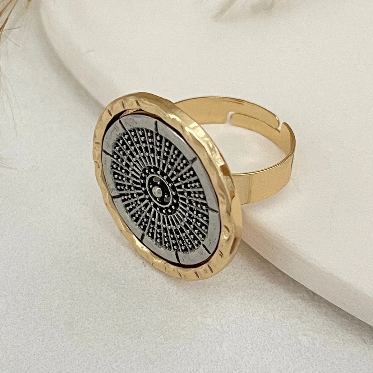 Vintage Round Compass Textured Moon Flower Ring Set