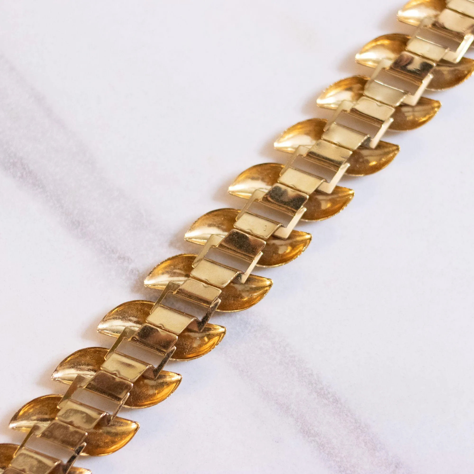 Vintage Swirl Flat Link Chain Necklace