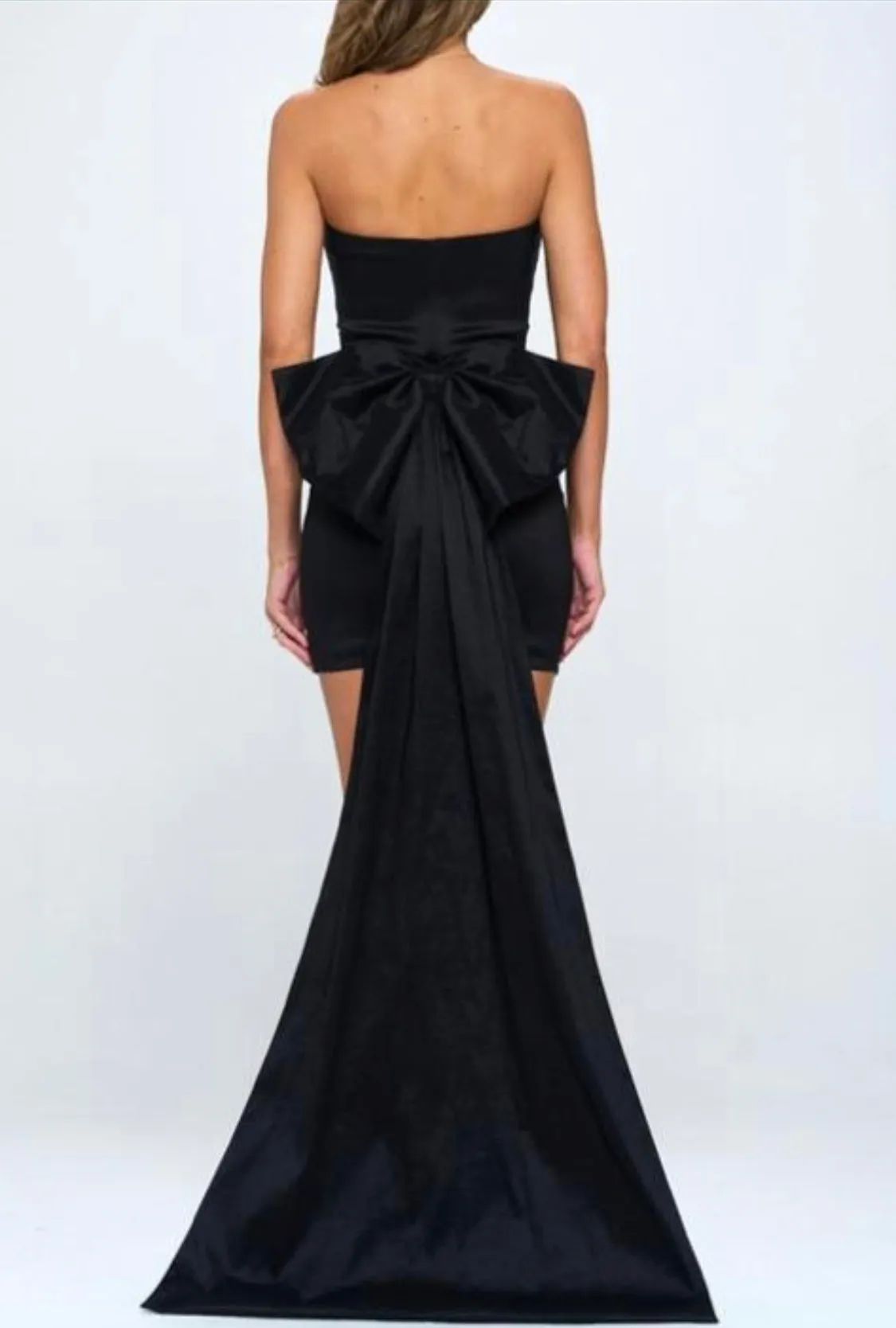 VIVI RUCHED MINI DRESS WITH OVERSIZED DETACHABLE BOW