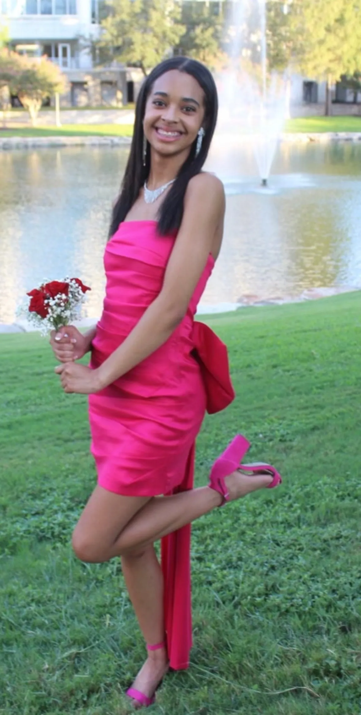 VIVI RUCHED MINI DRESS WITH OVERSIZED DETACHABLE BOW