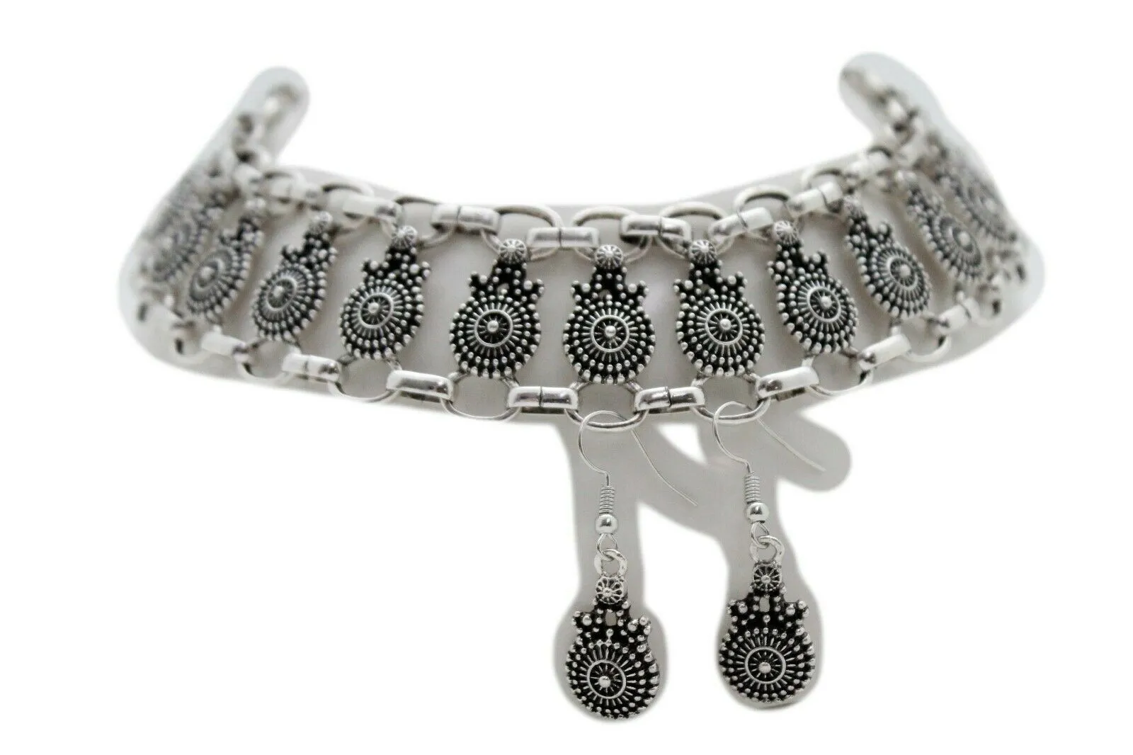 Women Choker Necklace Silver Metal Mayan Style Pendant Charm   Earring Set