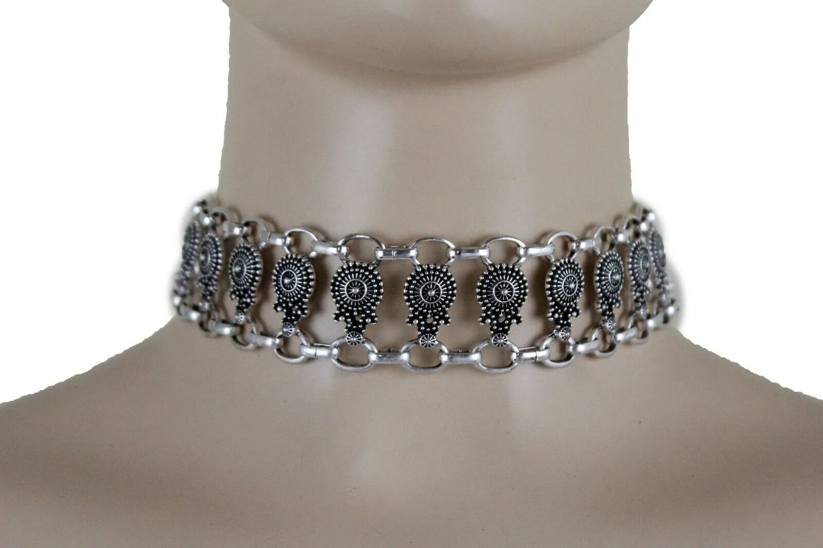Women Choker Necklace Silver Metal Mayan Style Pendant Charm   Earring Set